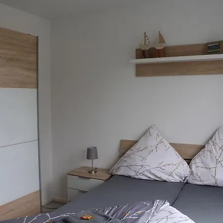 Am Seeufer 모네시